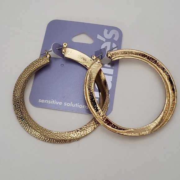 Jewelry - (4/$13)Earrings